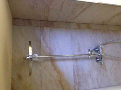 Grohe Raindance. Schon auspobiert. duschen bis der Speicher leer ist.